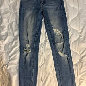 Kancan Jeans Size 3 Inseam 28 inches Skinny